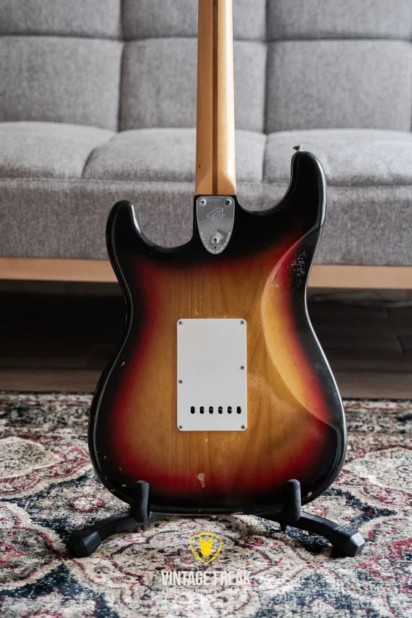 Fender Stratocaster 1976 - Sunburst - Image 5