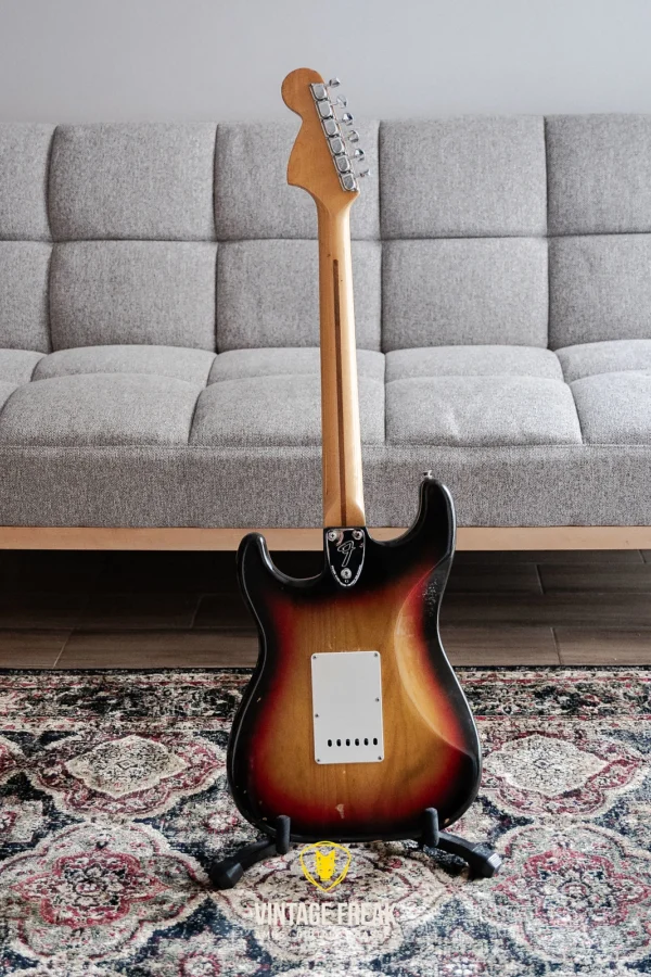 Fender Stratocaster 1976 - Sunburst - Image 4