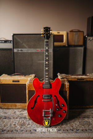Gibson ES 335 TD 1974 with Bigsby
