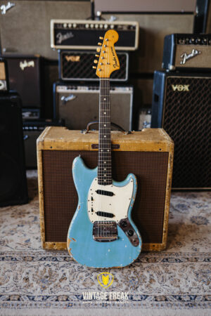 Fender Mustang 1964 Daphne Blue